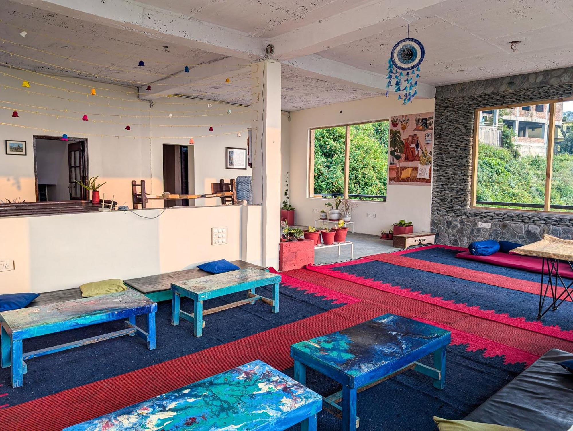 Hobo Hostel Dharamshala Extérieur photo